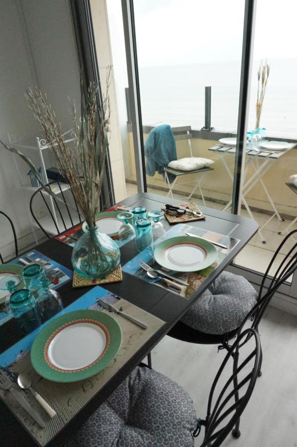 Belle Vie Vue Dominante Mer Et Plage - Appartement 2 A 4 Personnes Cabourg Exterior foto
